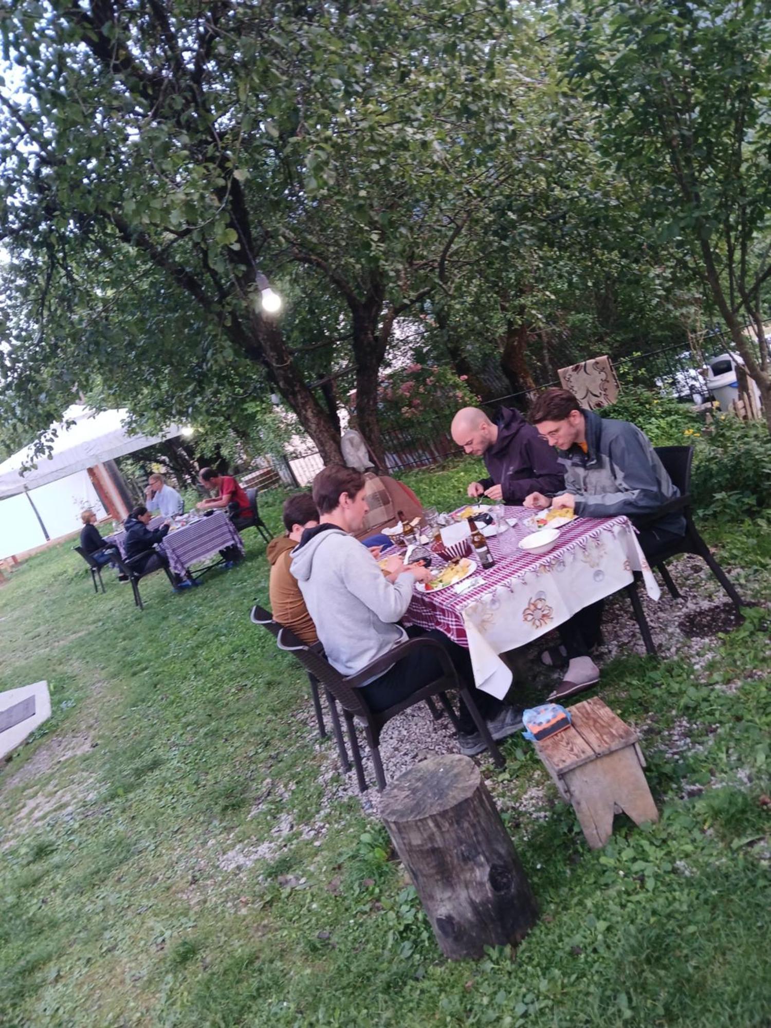 Bujtina Milani Bed & Breakfast Shkoder Bagian luar foto