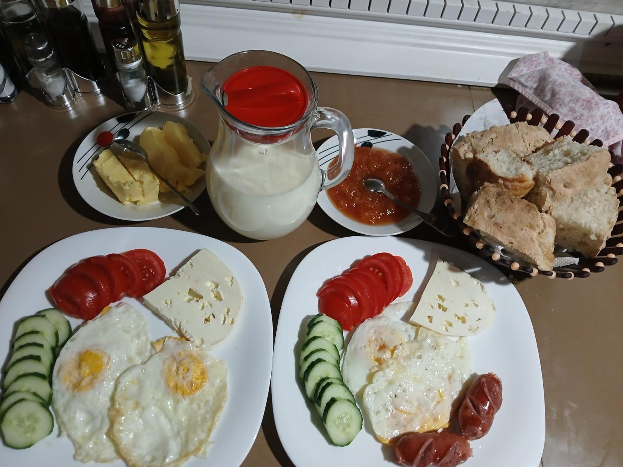 Bujtina Milani Bed & Breakfast Theth Bagian luar foto